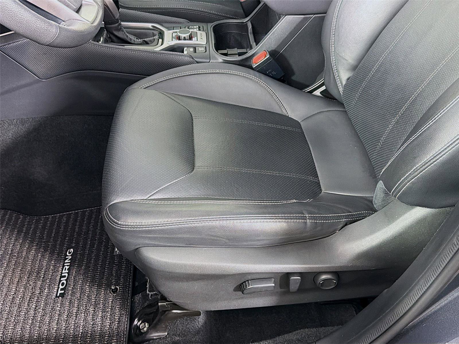 Used 2021 Subaru Forester Touring image 22