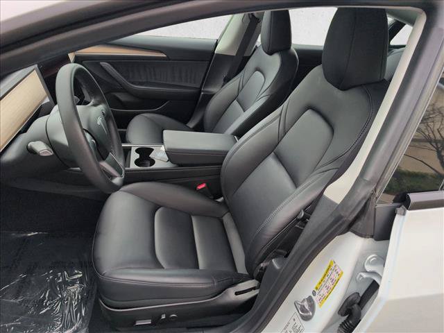 Used 2023 Tesla Model 3 Standard Range RWD image 17