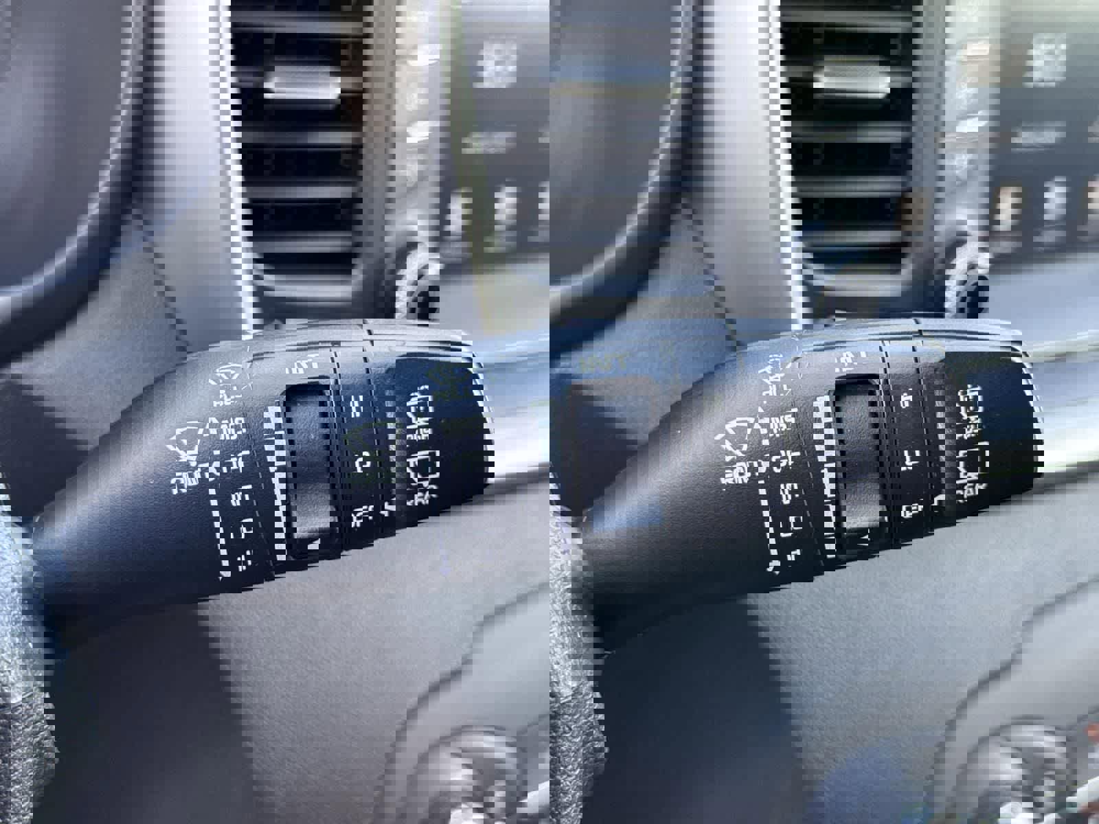 Used 2020 Kia Sorento AWD V6 image 24