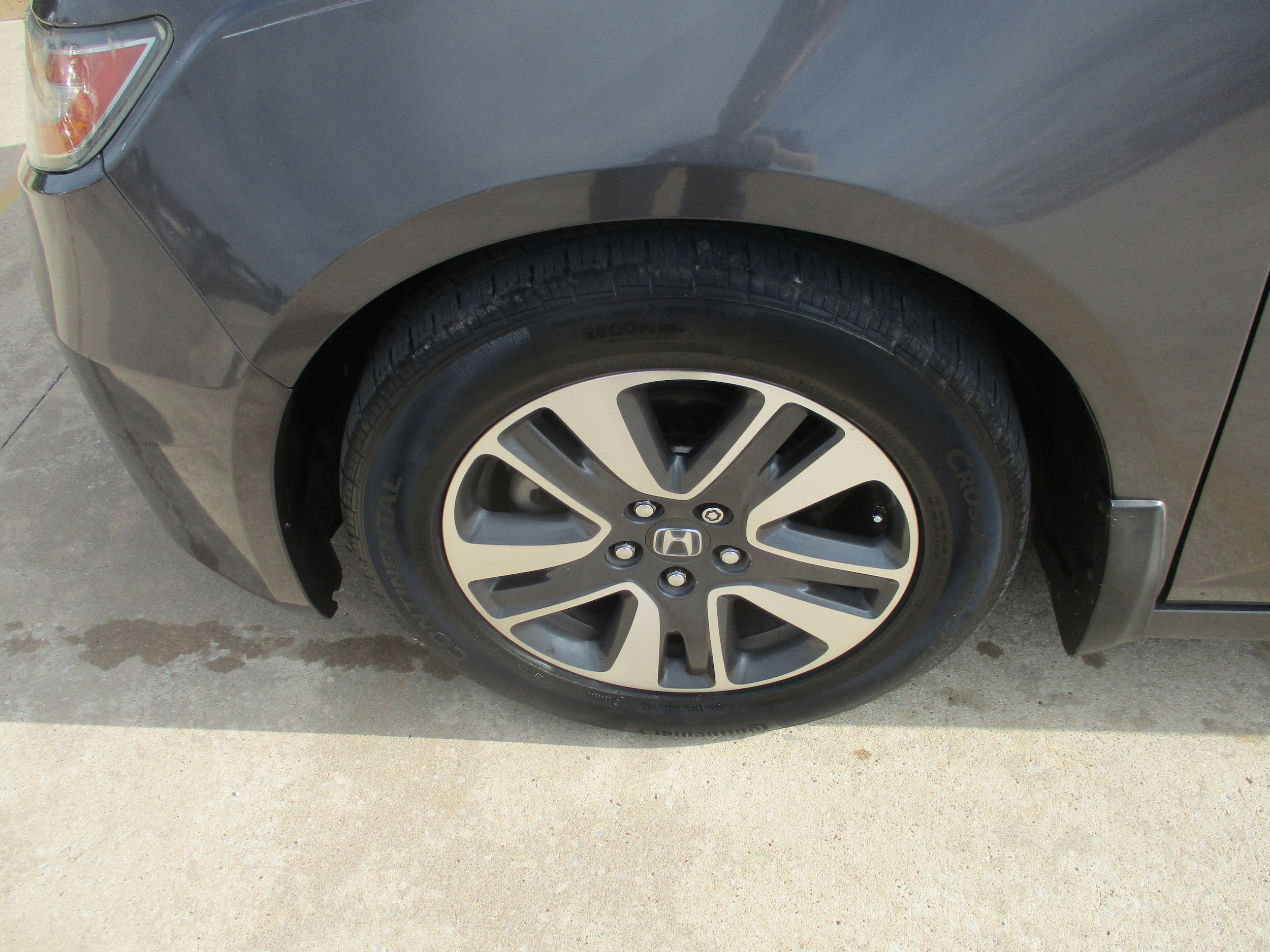 Used 2016 Honda Odyssey Touring Elite image 3