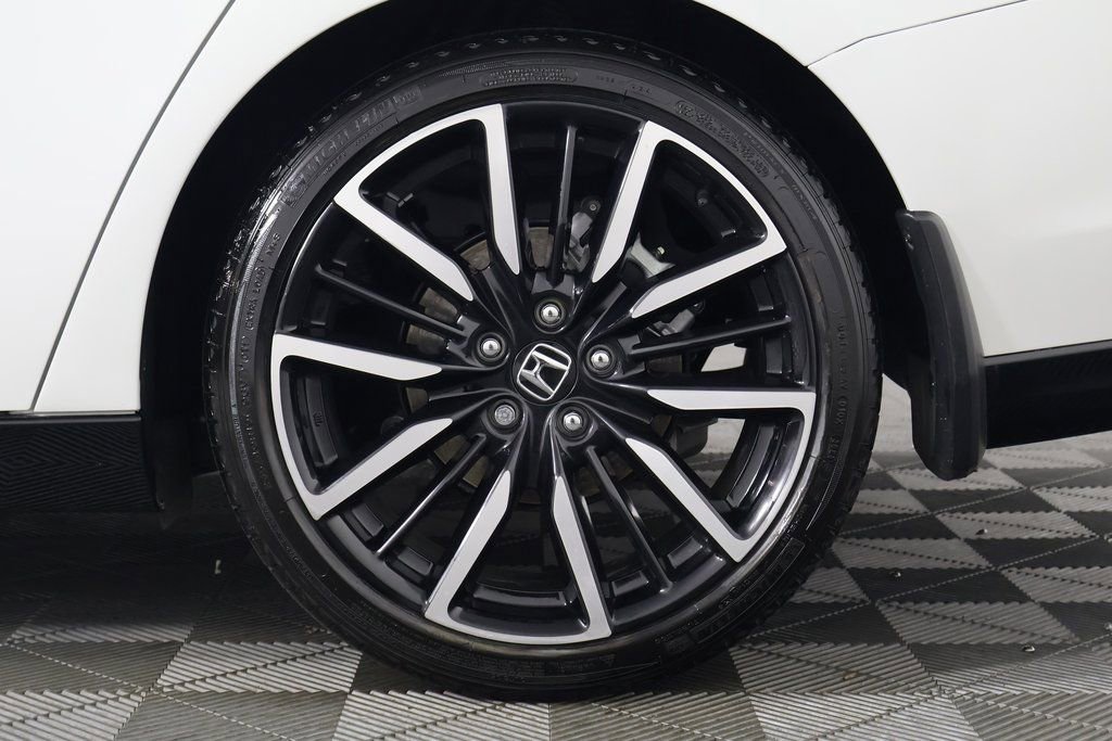 Used 2023 Honda Accord Touring image 16