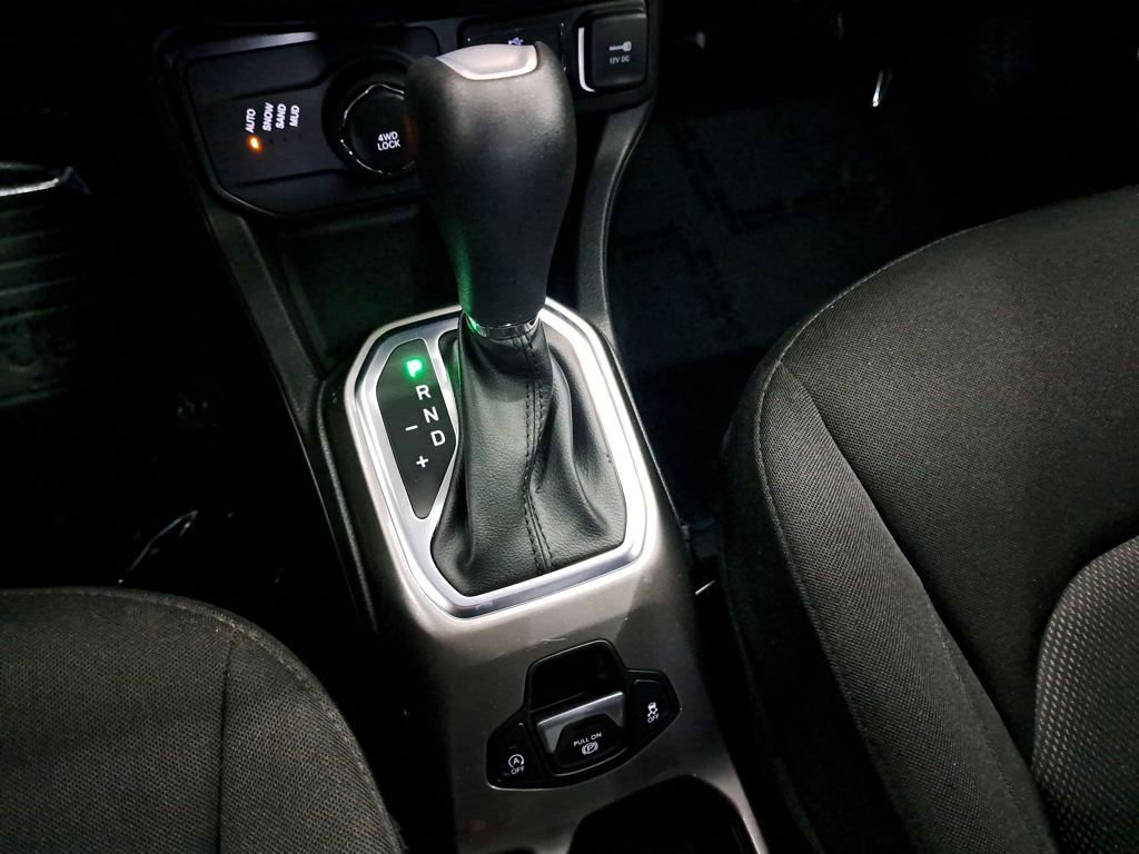 Used 2022 Jeep Renegade Sport image 25