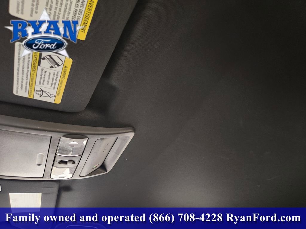 Used 2022 Nissan Frontier PRO-4X image 18