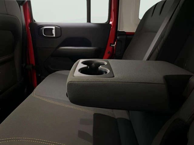 Used 2025 Jeep Wrangler Unlimited Sahara w/ Safety Group image 75