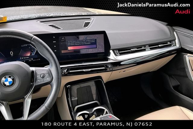 Used 2024 BMW X1 xDrive28i w/ Convenience Package AWD/4WD image 6
