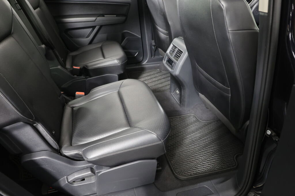 Used 2019 Volkswagen Atlas SEL R-Line image 23