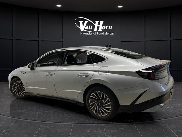 New 2025 Hyundai Sonata SEL image 3