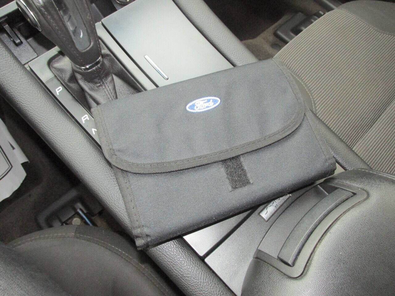 Used 2013 Ford Taurus SEL image 55