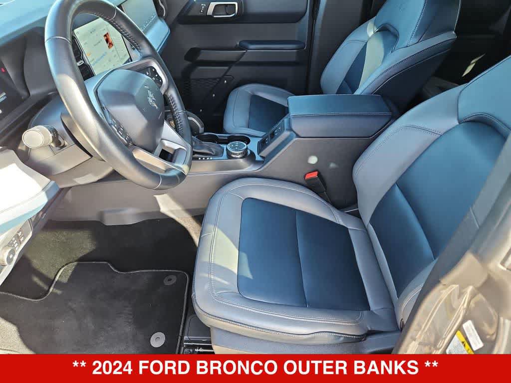 Used 2024 Ford Bronco Outer Banks AWD/4WD image 15