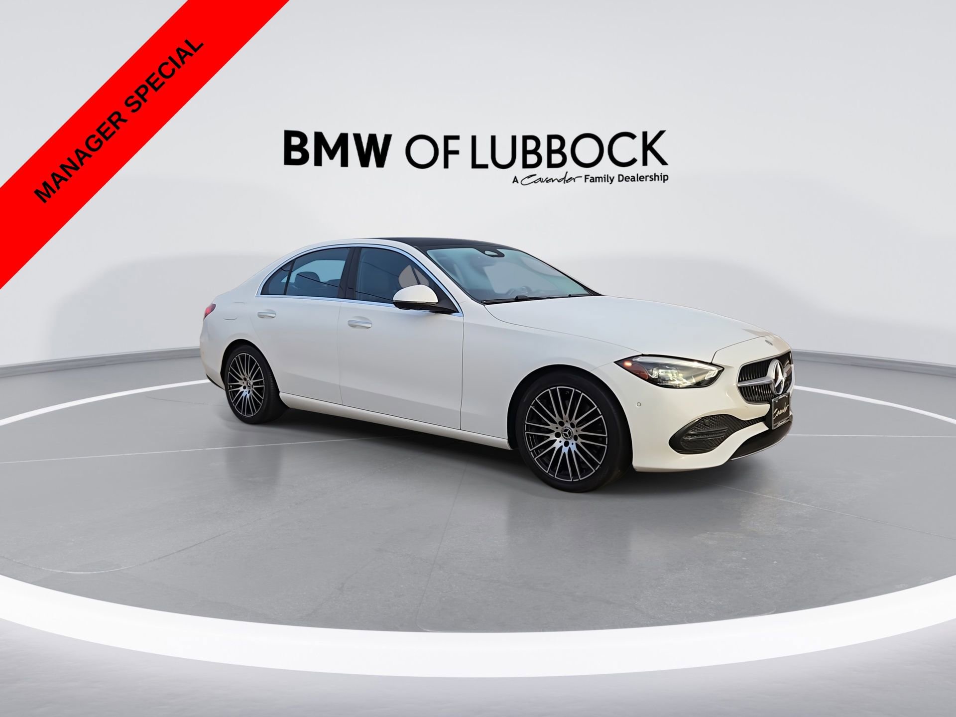 Used 2024 Mercedes-Benz C 300 4MATIC Sedan image 2