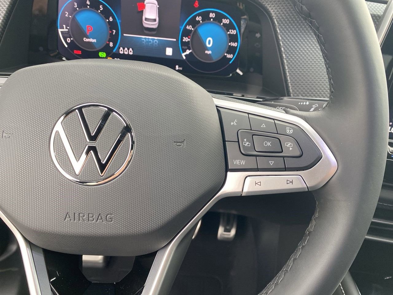 New 2026 Volkswagen Atlas Cross Sport SEL Premium R-Line image 21