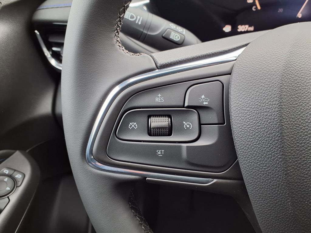 New 2026 Buick Envista Sport Touring w/ Advanced Safety Package image 9