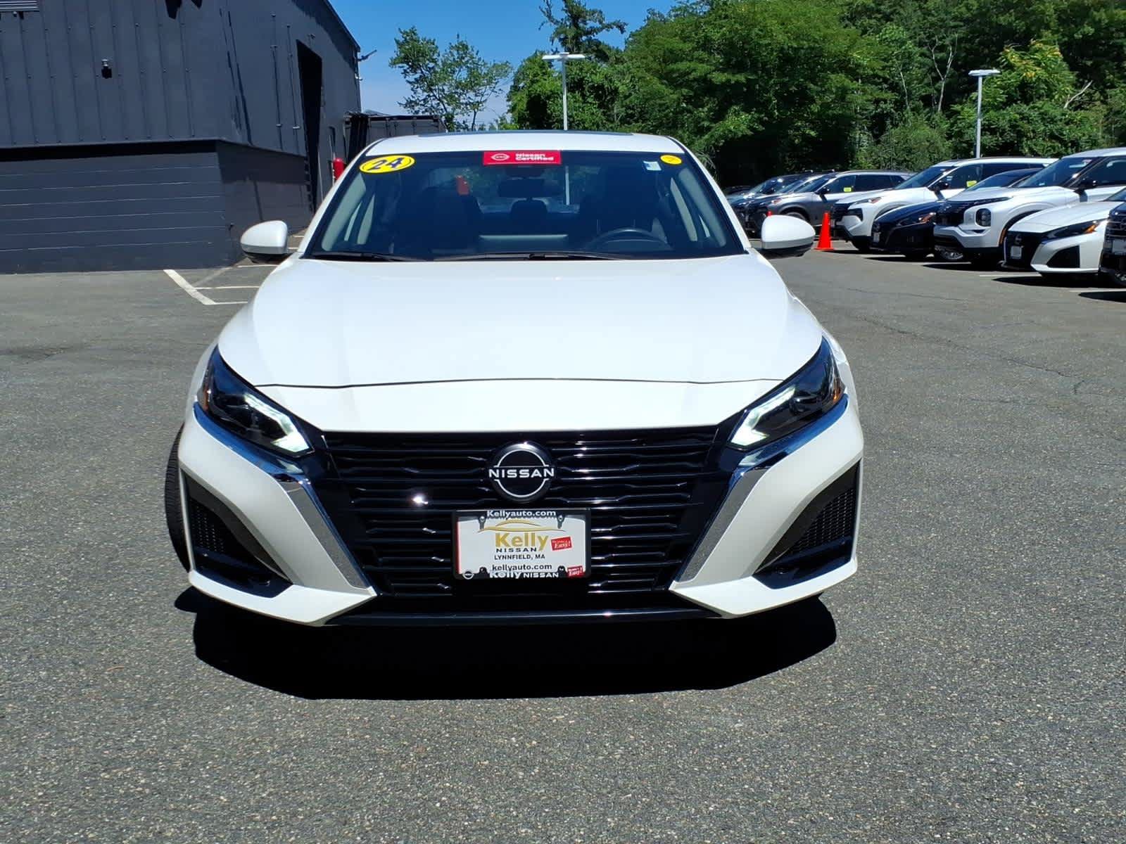 Certified 2024 Nissan Altima 2.5 SL AWD/4WD image 2