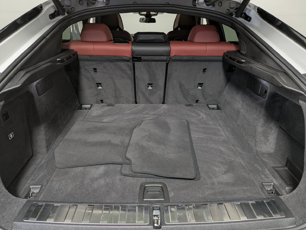 Used 2026 BMW X6 M60i AWD/4WD image 49