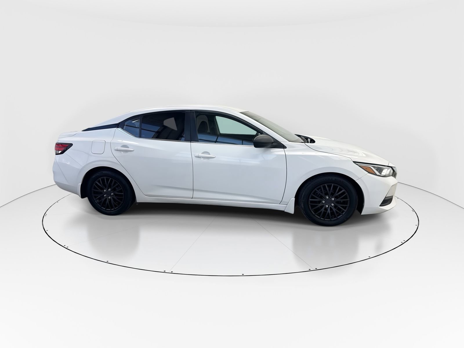 Used 2022 Nissan Sentra S image 9