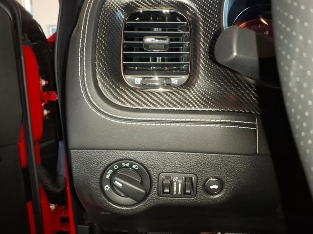 Used 2022 Dodge Charger SRT Hellcat w/ Harman/Kardon Audio Group RWD image 18