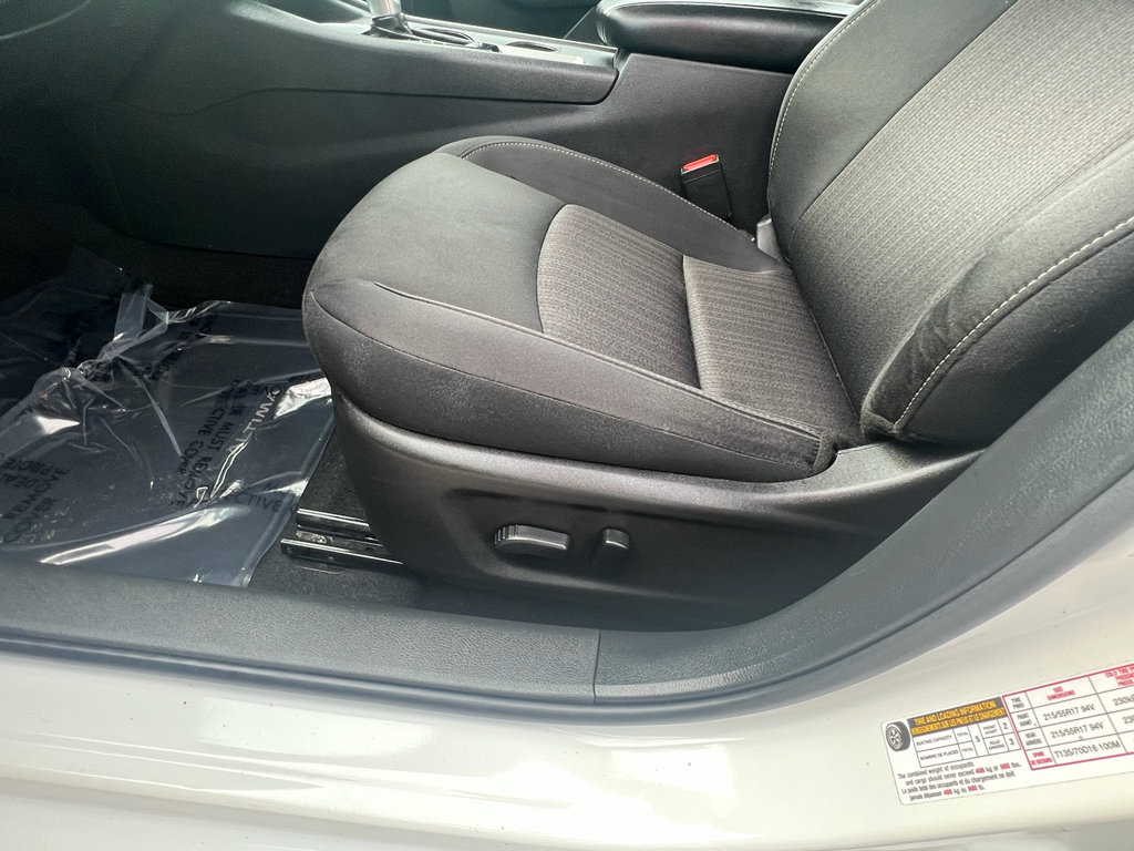 Used 2025 Nissan Altima 2.5 SV FWD image 20