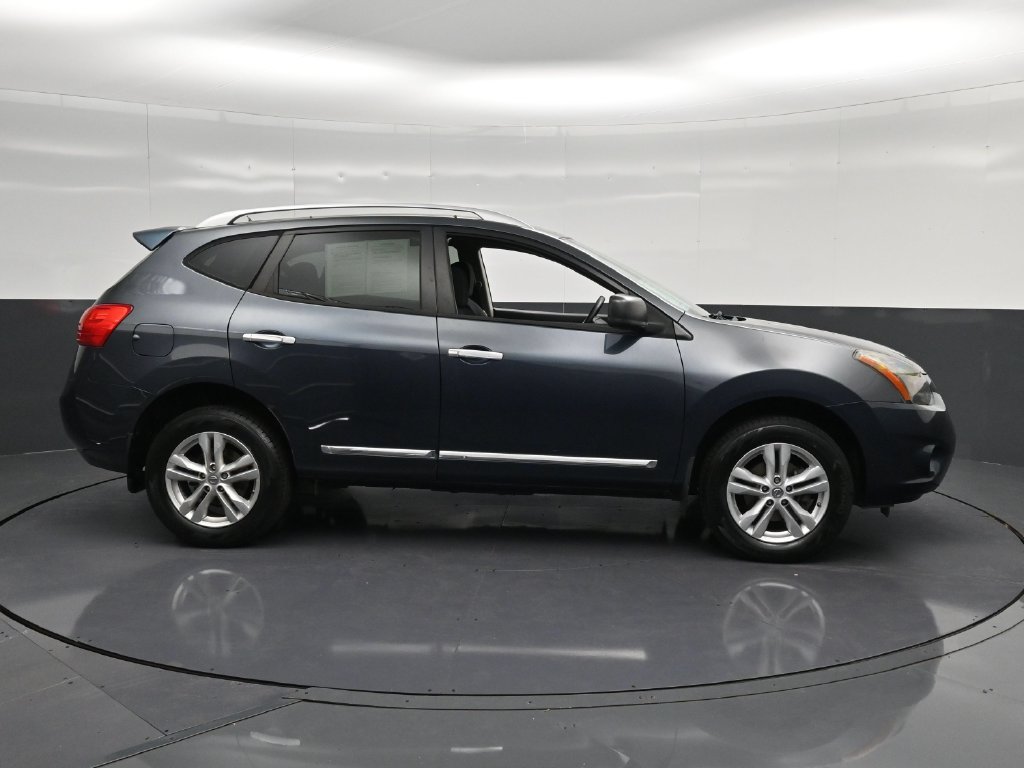 Used 2015 Nissan Rogue S w/ Convenience Package FWD image 4