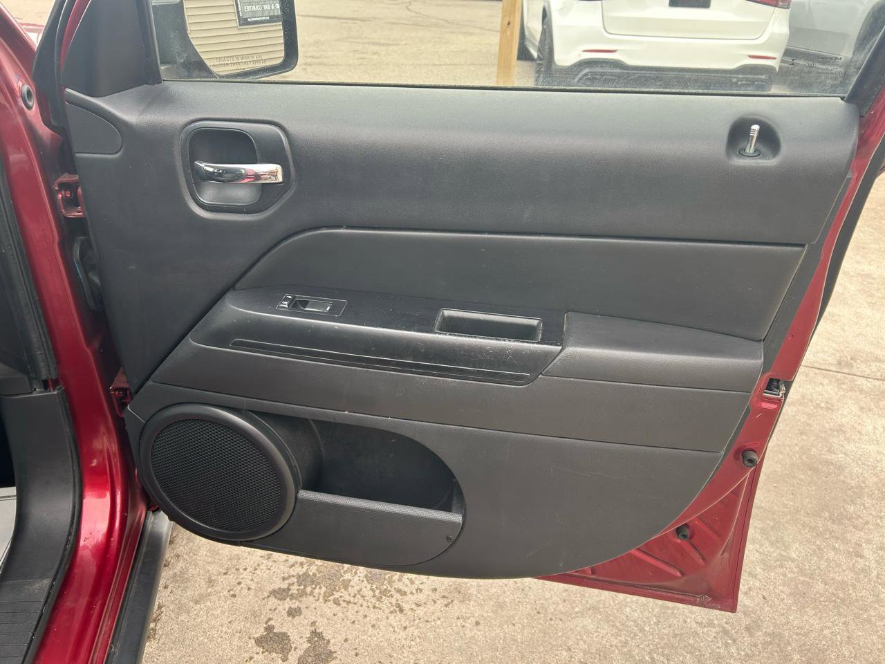 Used 2014 Jeep Patriot Latitude image 16