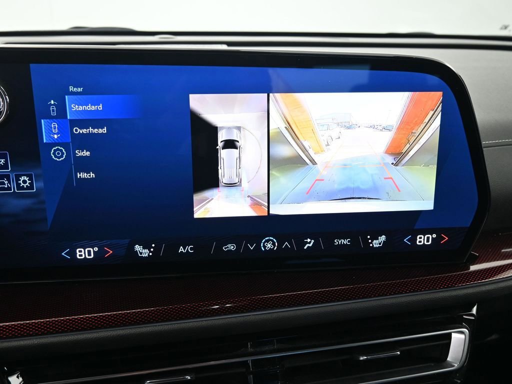 Certified 2024 Chevrolet Traverse Z71 w/ Enhanced Driving Package image 36