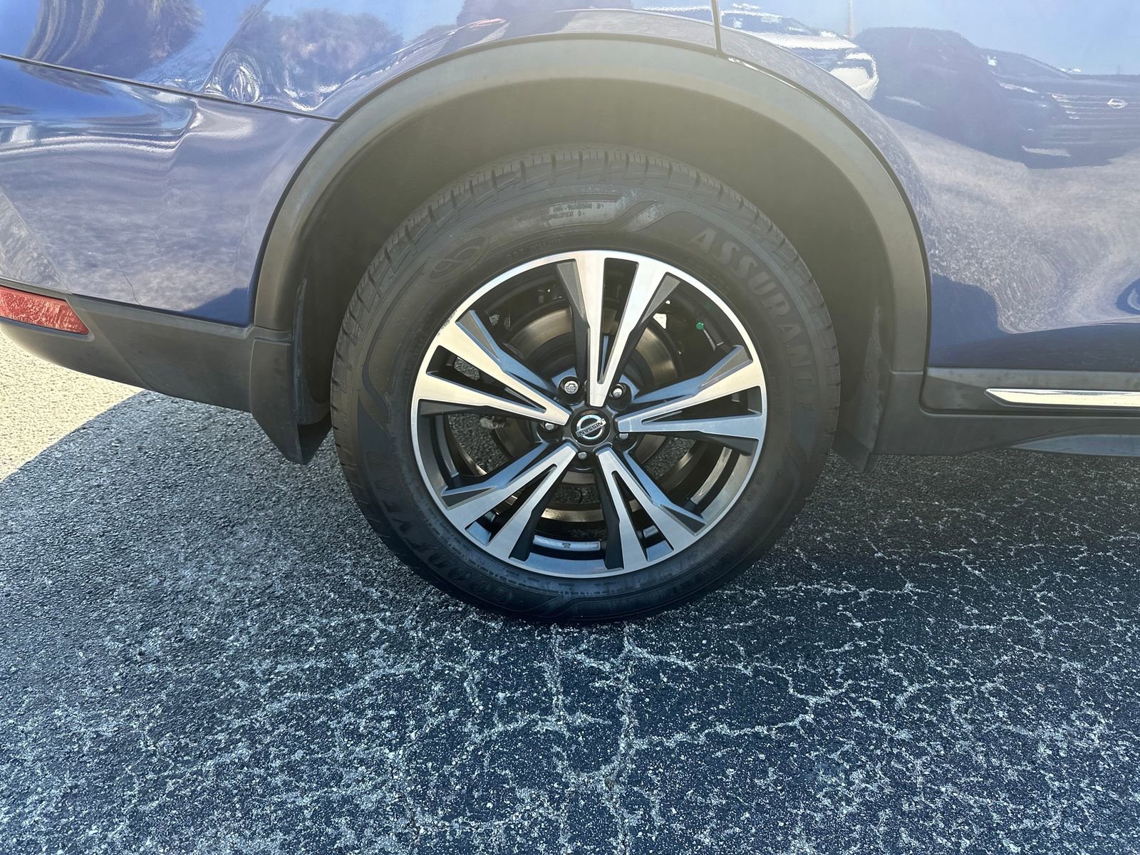 Used 2018 Nissan Rogue SL image 14