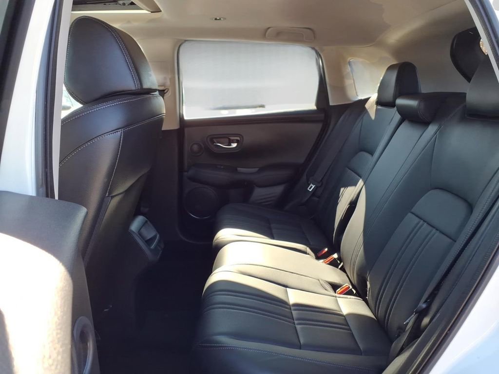 Used 2023 Honda HR-V EX-L image 17