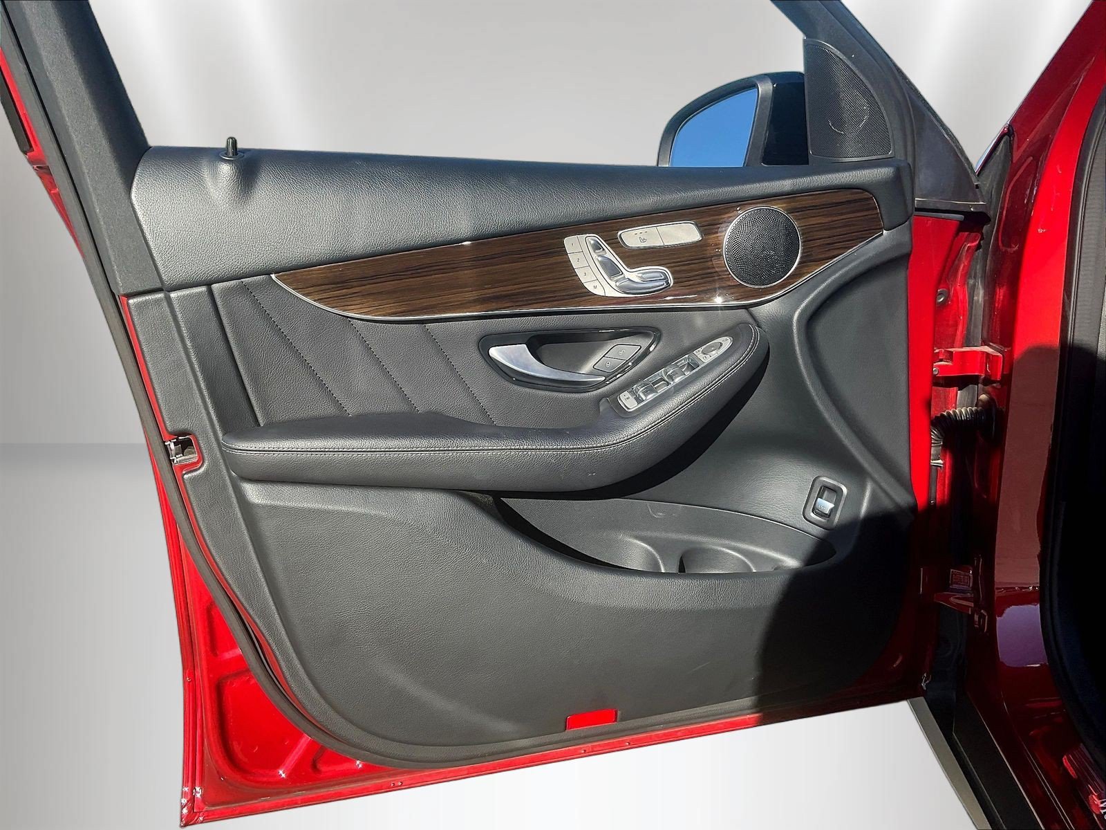 Certified 2021 Mercedes-Benz GLC 300 image 21