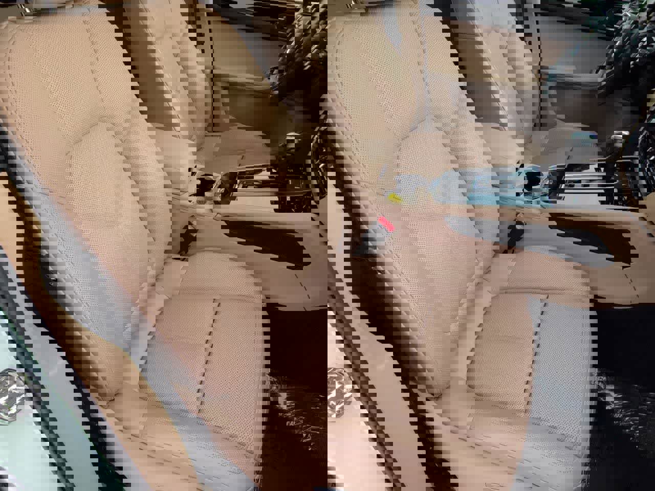 Used 2023 Porsche Macan Turbo image 23