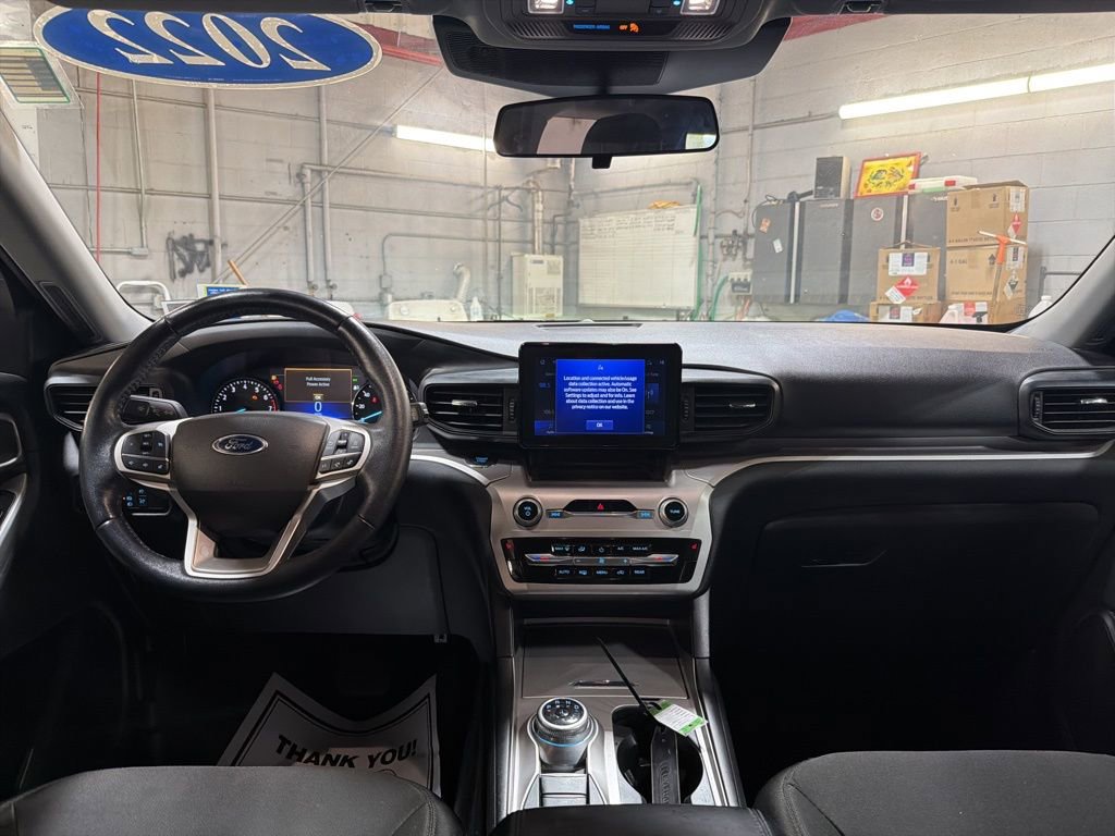 Used 2022 Ford Explorer XLT image 6