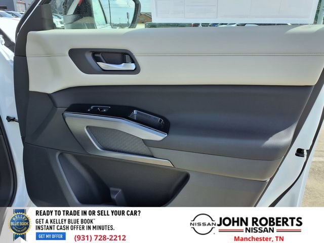 New 2026 Nissan Pathfinder SL image 21