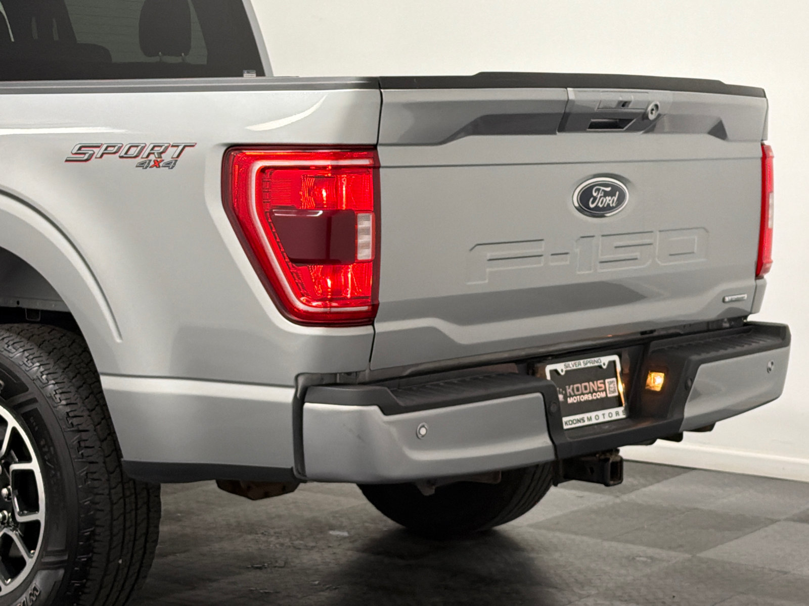Used 2022 Ford F150 XLT w/ Equipment Group 302A High AWD/4WD image 7