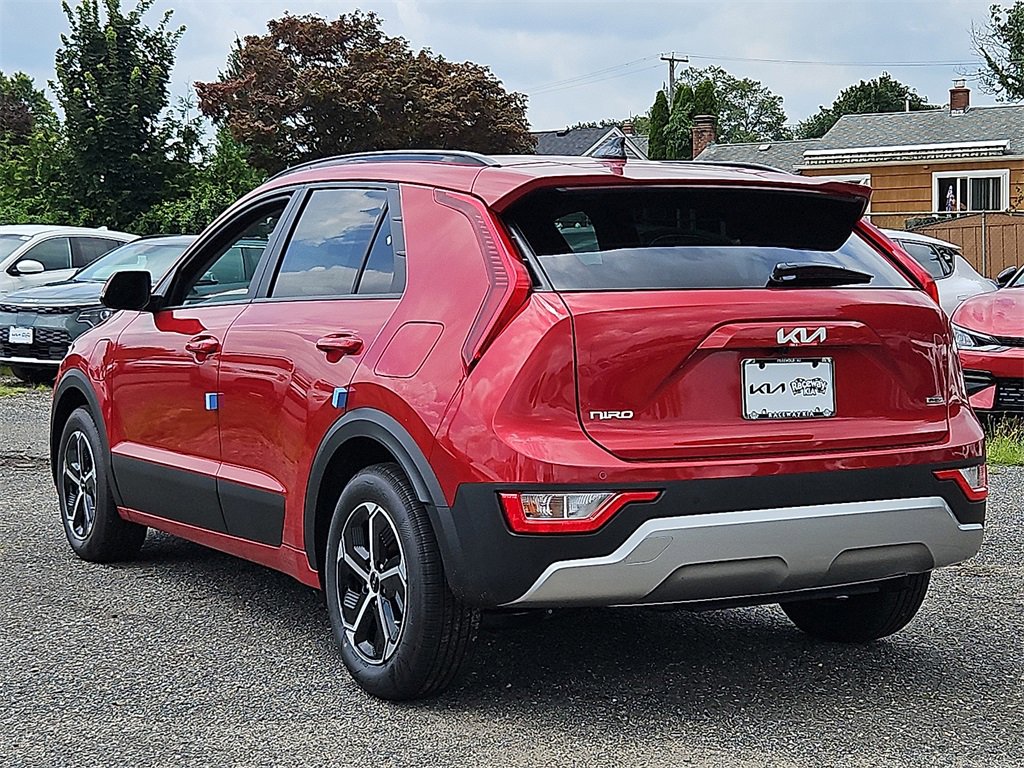 New 2025 Kia Niro EX w/ EX Cold Weather Package image 5