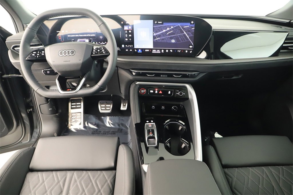New 2025 Audi SQ5 Premium Plus image 18