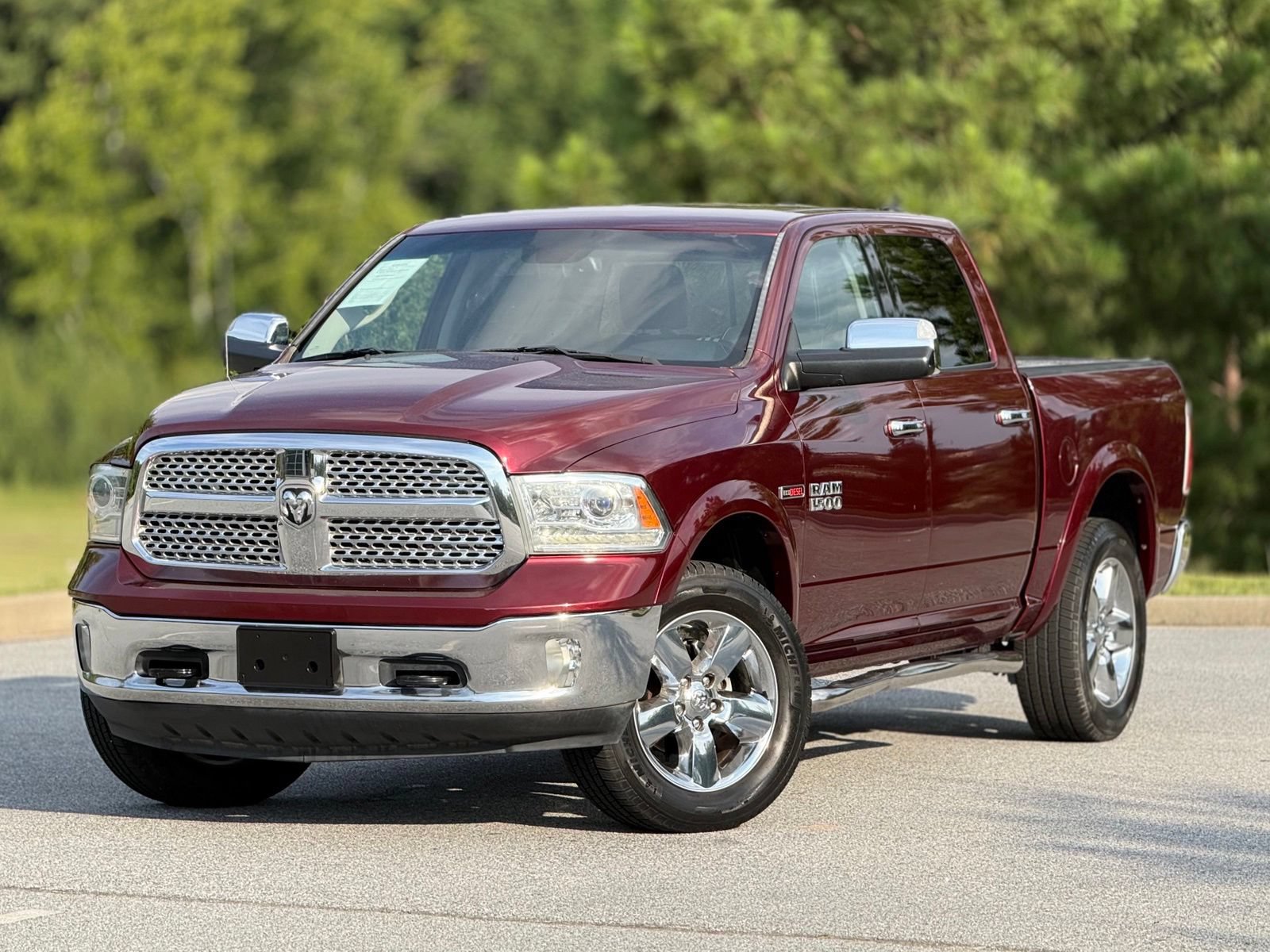 Used 2016 RAM 1500 Laramie AWD/4WD image 8