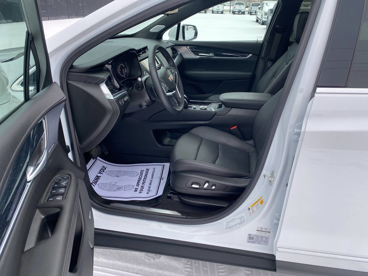 Used 2025 Cadillac XT5 Premium Luxury image 24