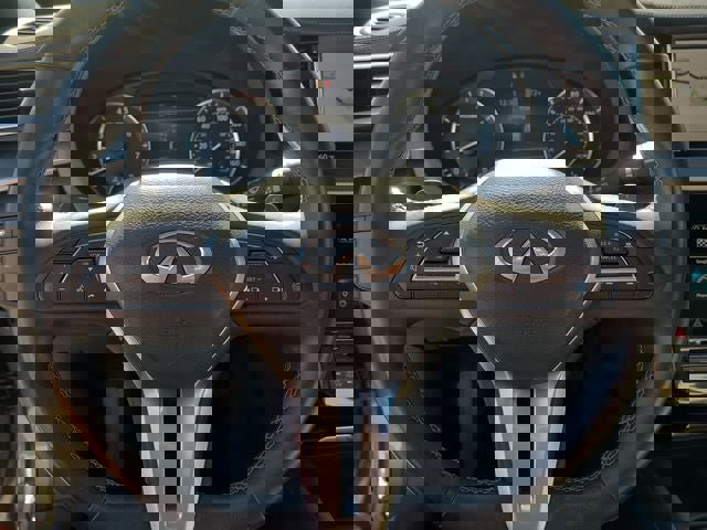 Used 2023 INFINITI QX55 Essential image 27