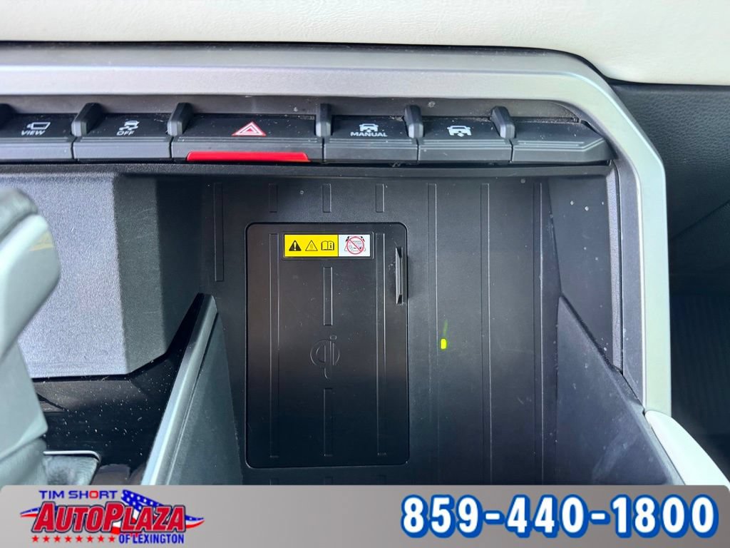 Used 2023 Toyota Sequoia Capstone AWD/4WD image 28
