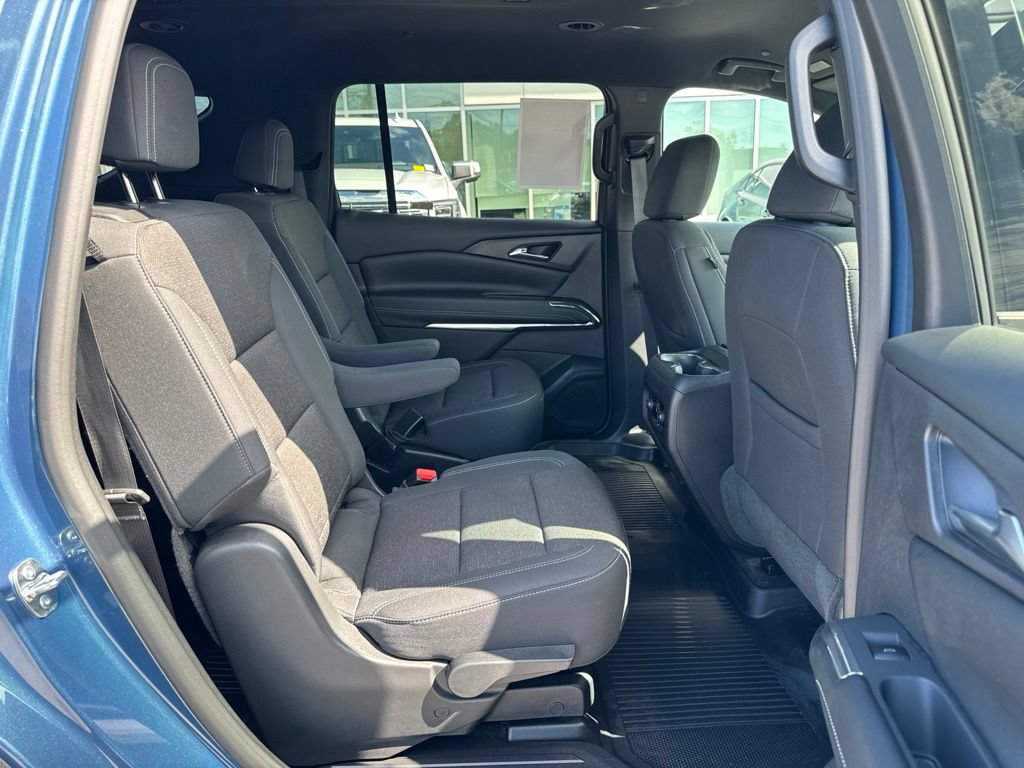 Used 2026 Chevrolet Traverse LT w/ Driver Confidence Package FWD image 25