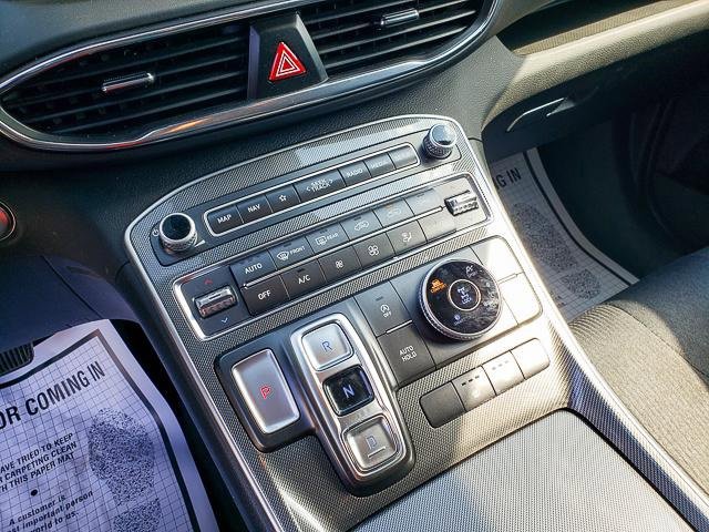 Used 2023 Hyundai Santa Fe SEL image 15