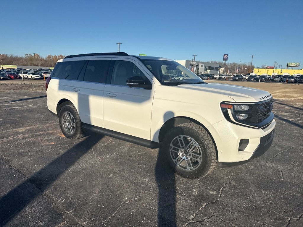 Used 2025 Ford Expedition Active image 20