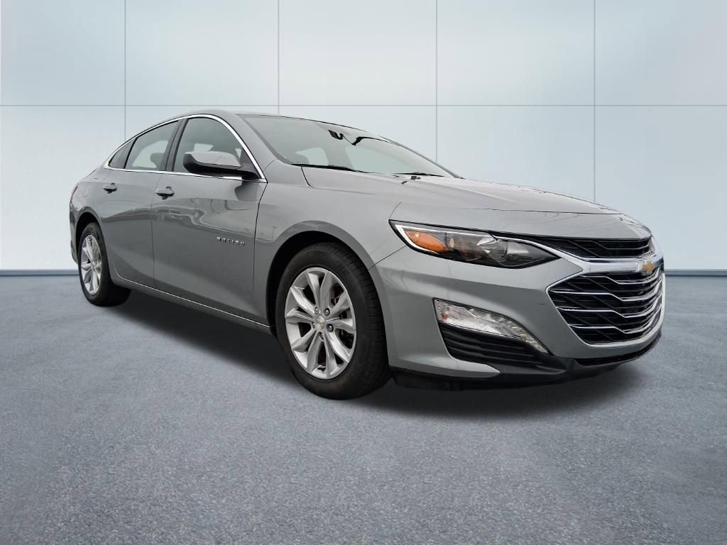Used 2024 Chevrolet Malibu LT image 3