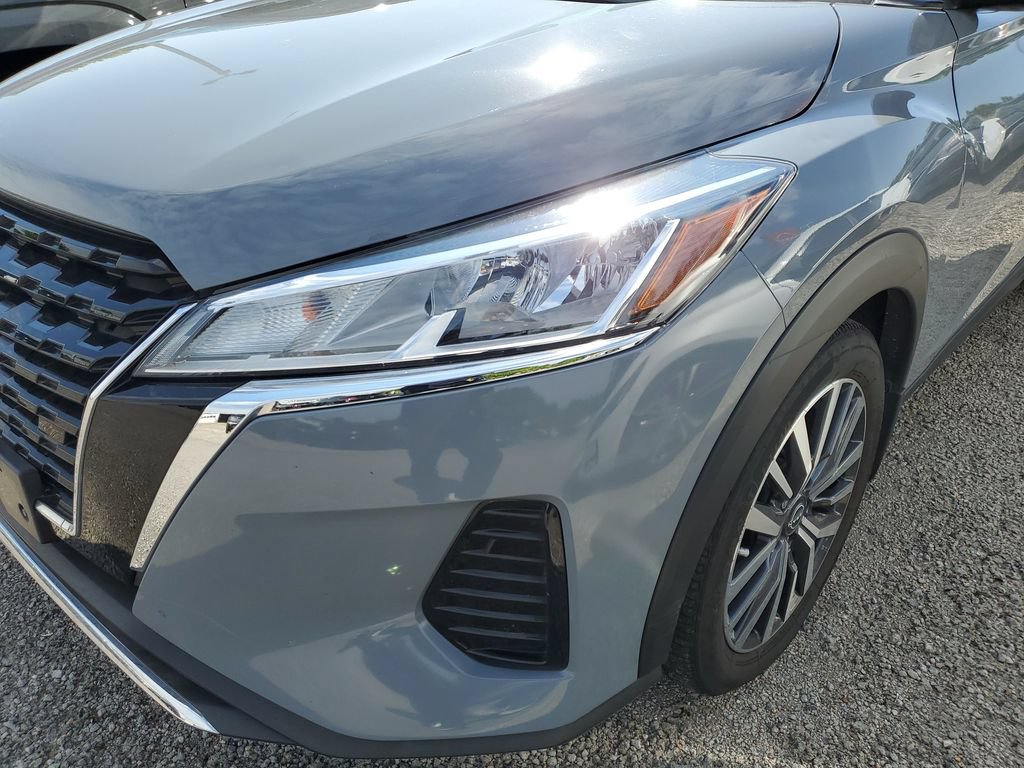 Certified 2023 Nissan Kicks SV FWD image 16