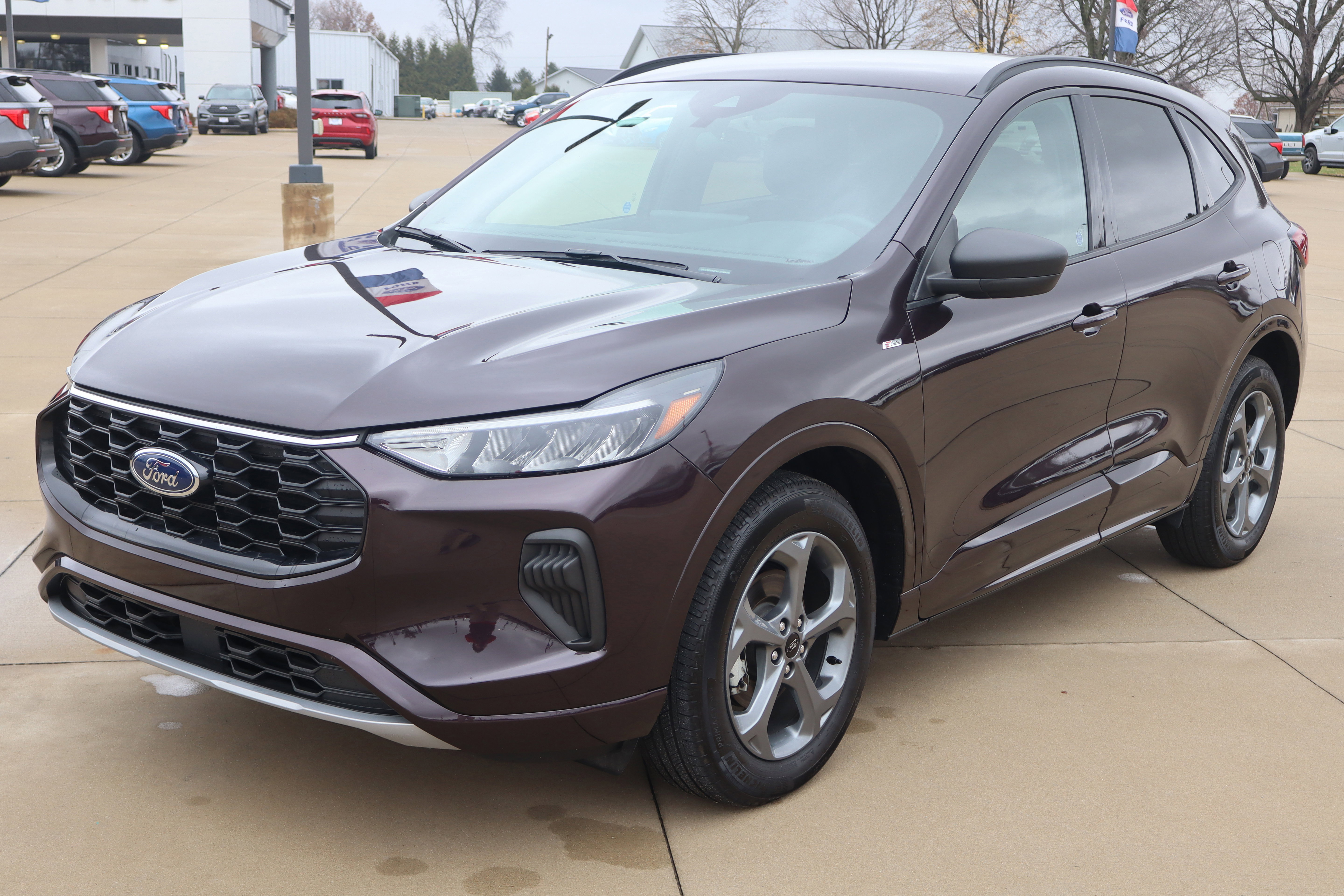 Used 2023 Ford Escape ST-Line w/ Tech Pack #1 image 2