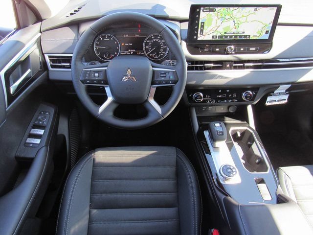 New 2026 Mitsubishi Outlander SE AWD/4WD image 10