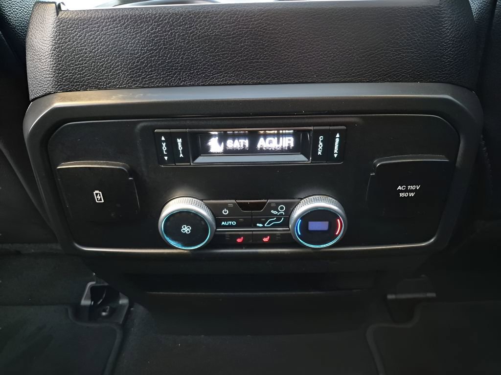 Used 2021 Ford Expedition Limited image 21