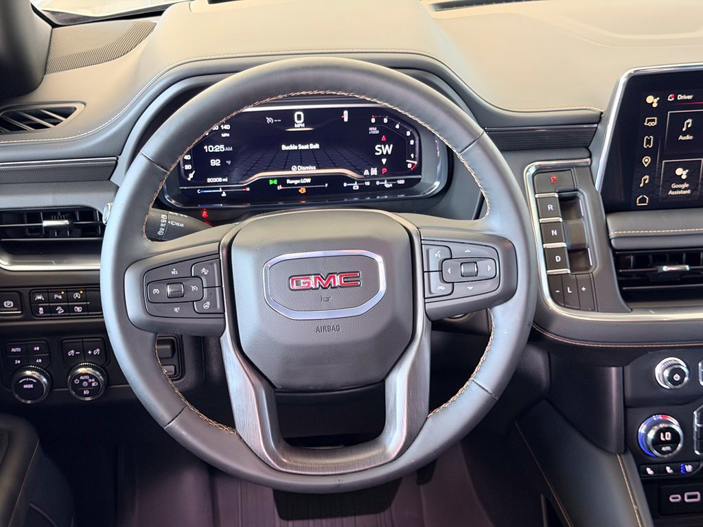 Used 2024 GMC Yukon XL AT4 w/ Technology Package AWD/4WD image 18