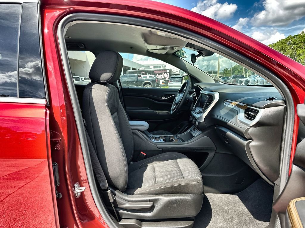 Certified 2023 GMC Acadia SLE w/ Driver Convenience Package image 27
