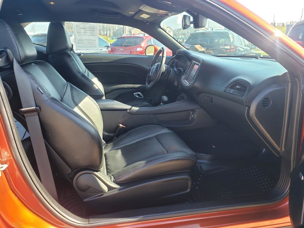 Used 2023 Dodge Challenger SXT w/ Plus Package image 16