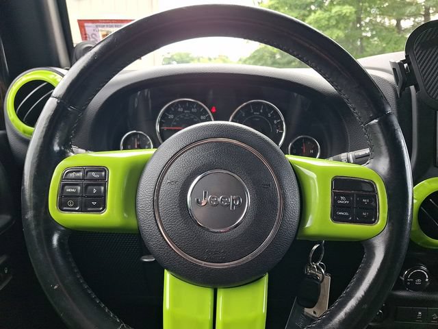 Used 2012 Jeep Wrangler Sahara w/ Connectivity Group AWD/4WD image 17