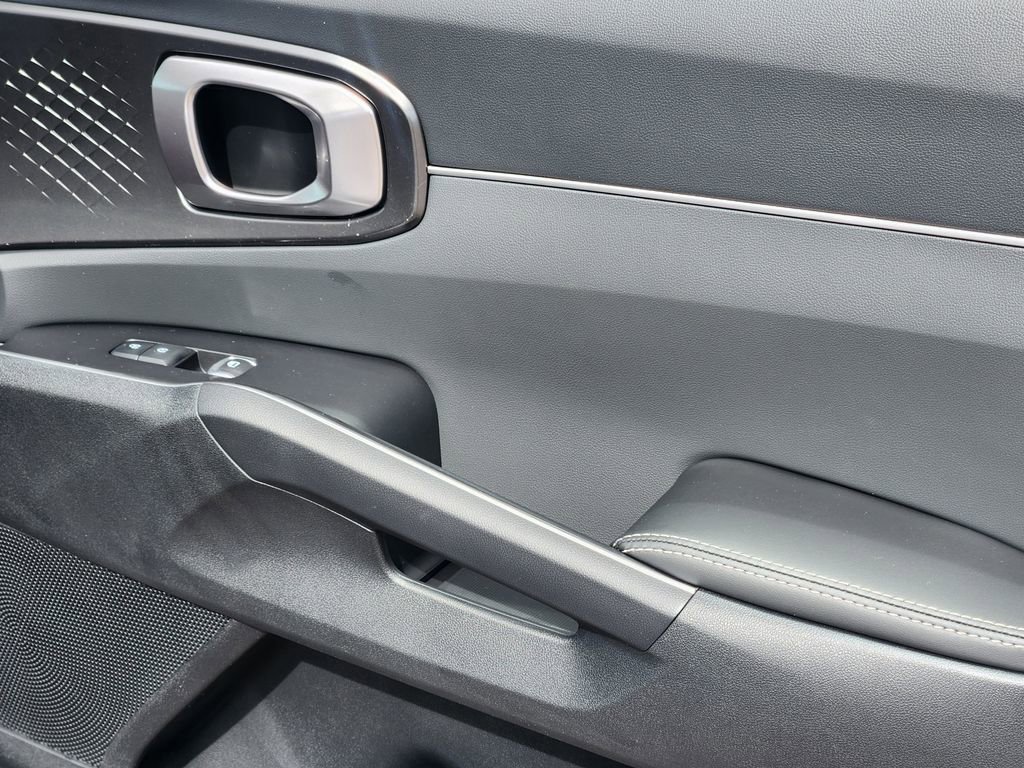 New 2026 Kia Sorento S image 15